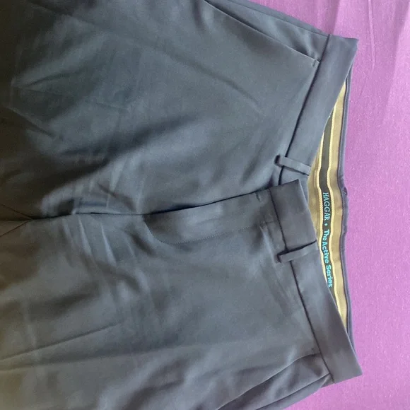 Mens Haggar suit jacket (44R) and pant (36x30) - Picture 4 of 5